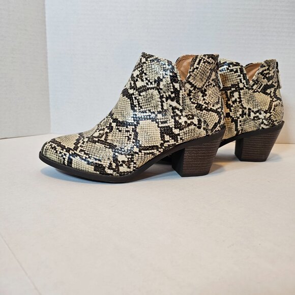Mata Snakeskin, brown multi, Women's size 10, Bootie - Picture 6 of 9